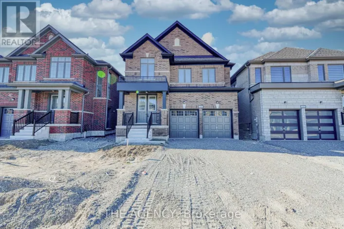 98 BUTLER BOULEVARD, Kawartha Lakes