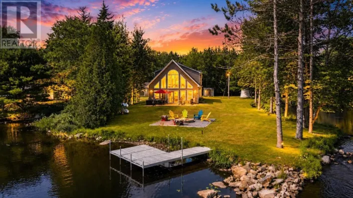 98 Canoe Lake Cove Road, Leminster