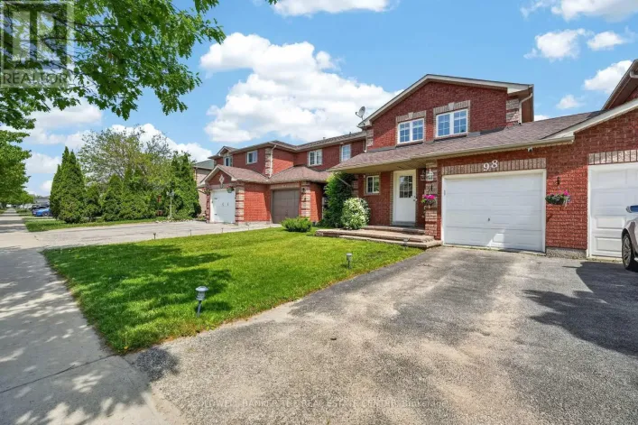 98 CHELTENHAM ROAD, Barrie