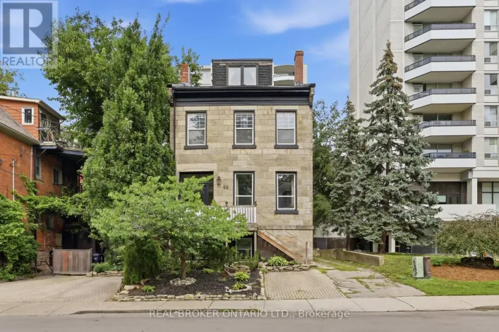 98 DUKE STREET, Hamilton