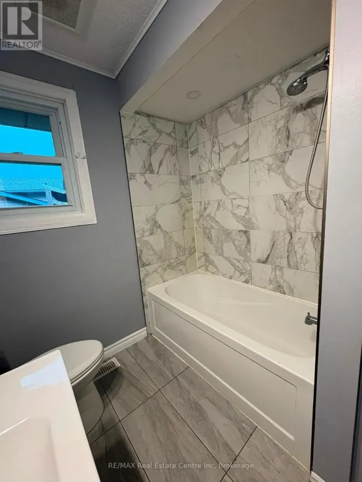 98 MARKSAM ROAD, Guelph