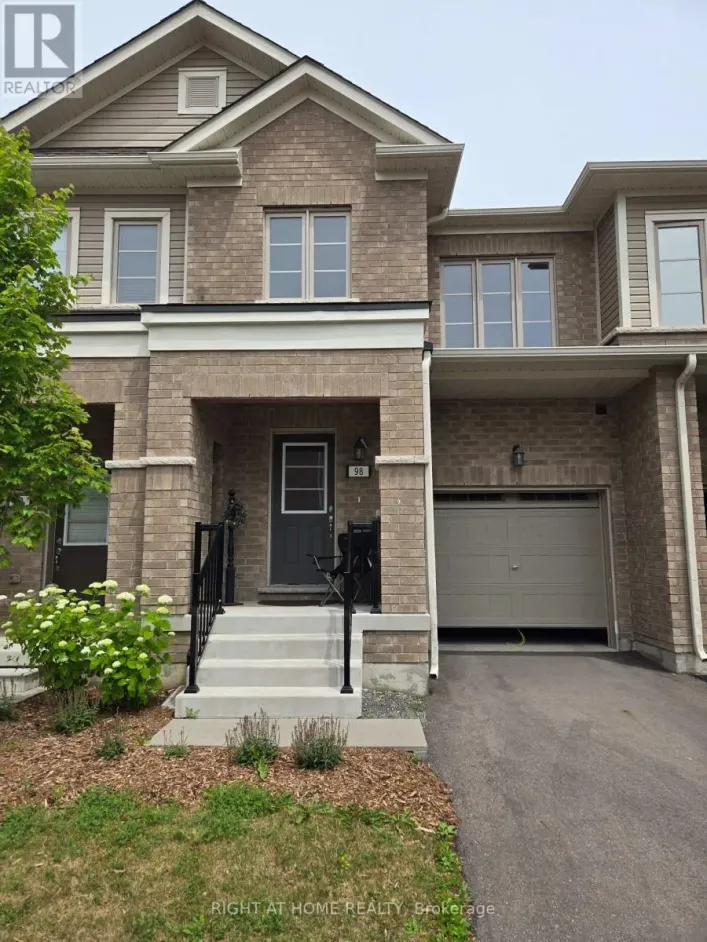 98 SENAY CIRCLE NW, Clarington