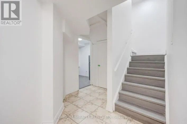 98 SPEEDWELL STREET, Brampton