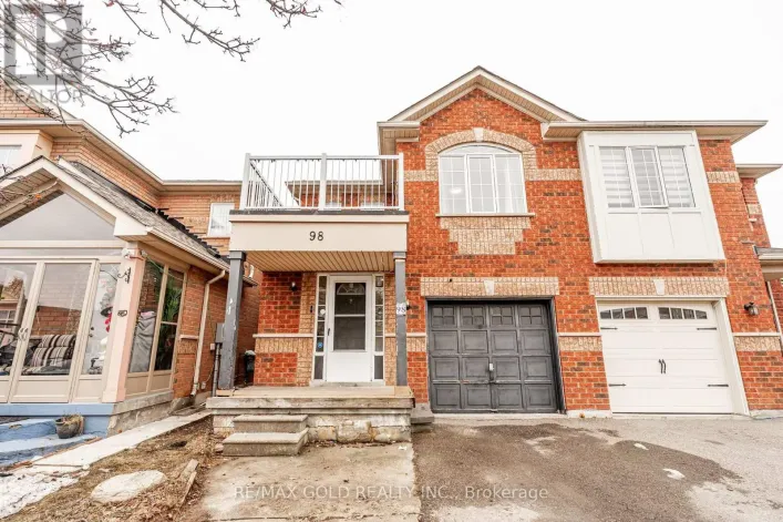 98 WINNERS CIRCLE, Brampton