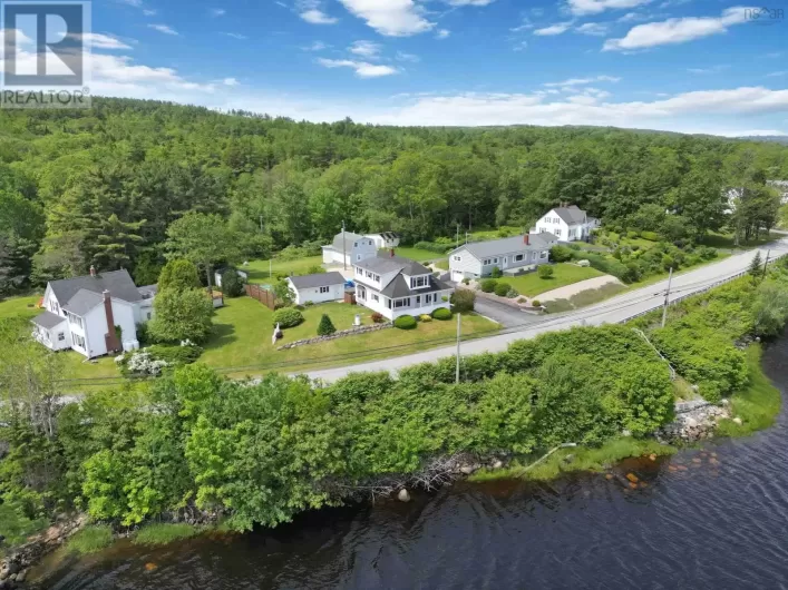 980 Highway 331, Conquerall Bank