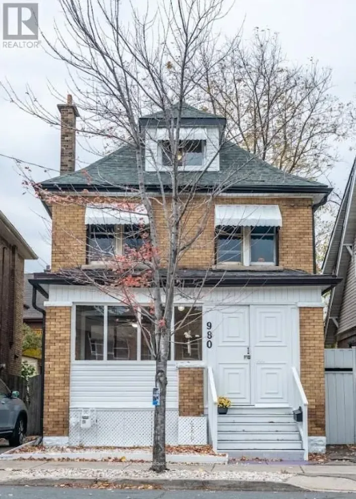 980 KING STREET E, Hamilton