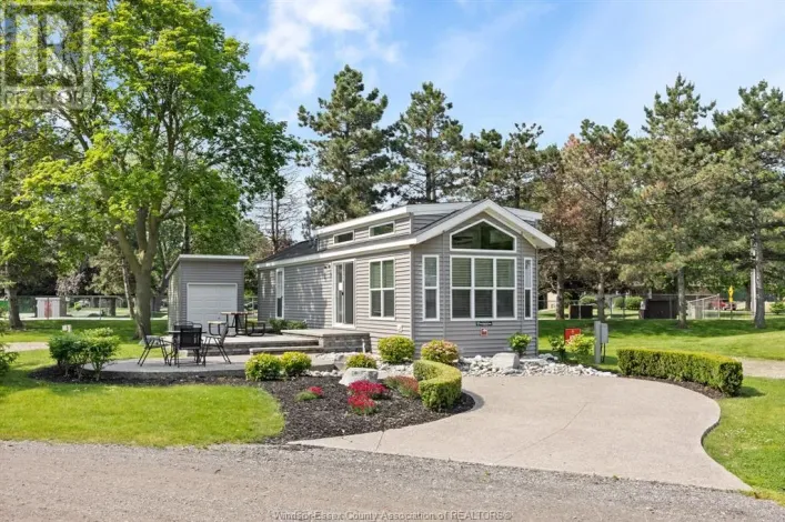 981 COUNTY RD 2 Unit# 224, Lakeshore