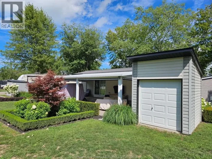 981 COUNTY RD 2 Unit# 439, Lakeshore