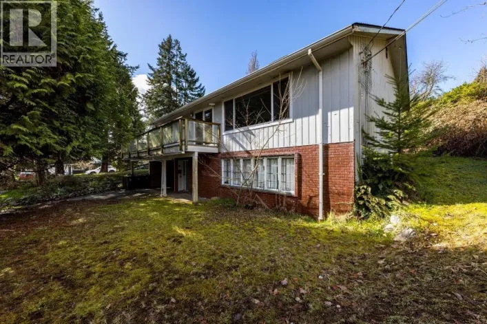 981 FRIAR CRESCENT, North Vancouver
