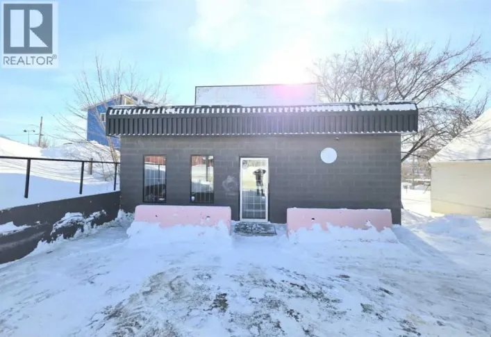 9815 94 Avenue, Peace River