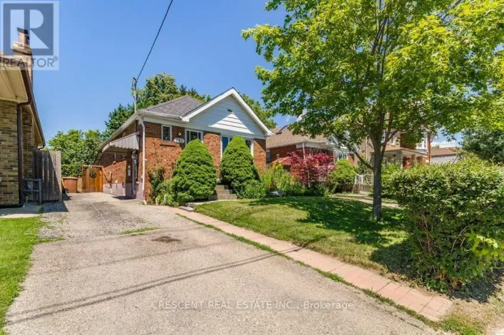 982 BRIAR HILL AVENUE, Toronto