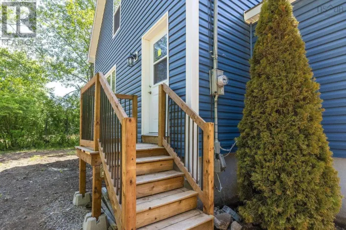 982 Pickering Lane, Greenwood