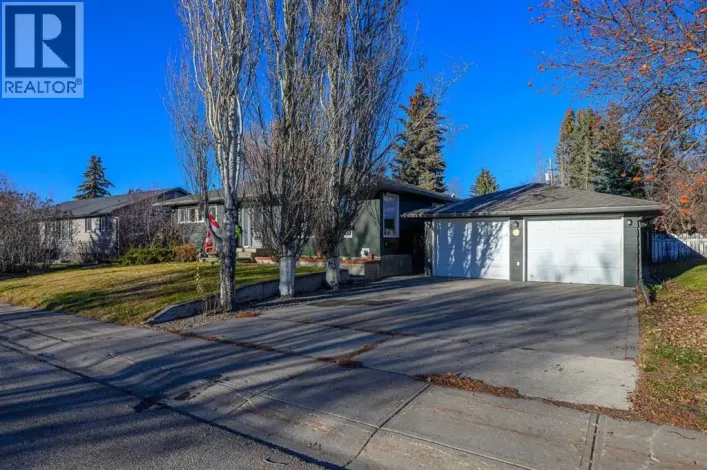 9826 104 Avenue, Grande Prairie