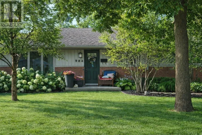 984 PLANTATION ROAD, London North