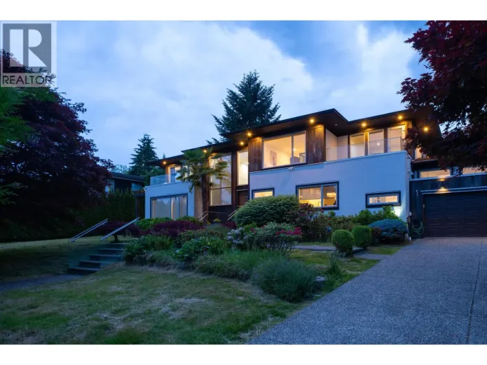 985 EYREMOUNT DRIVE, West Vancouver