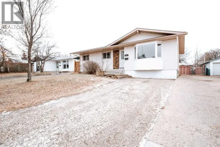 9851 80 Avenue, Grande Prairie