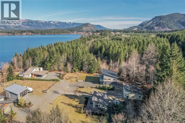 9854 Stin-Qua Rd, Honeymoon Bay