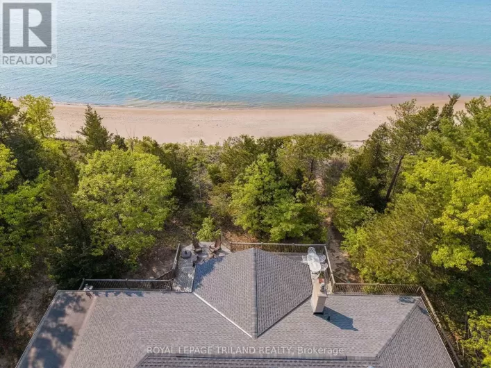 9856 HURON PLACE, Lambton Shores