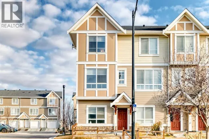 986 Sherwood Boulevard NW, Calgary