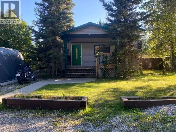 987 1 Avenue NE, Sundre