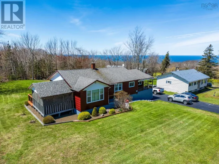 987 Parker Mountain Road, Parkers Cove