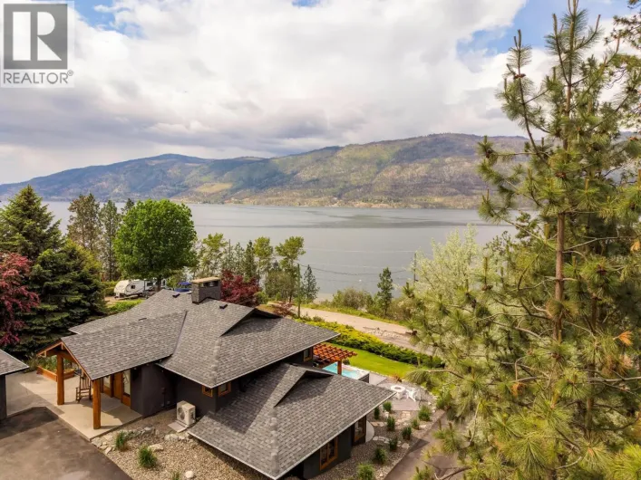 9887 Okanagan Centre Road W, Lake Country