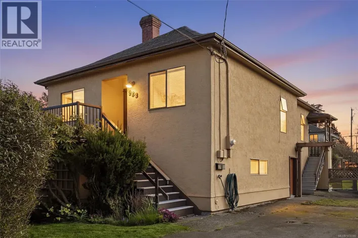 989 Dunsmuir Rd, Esquimalt