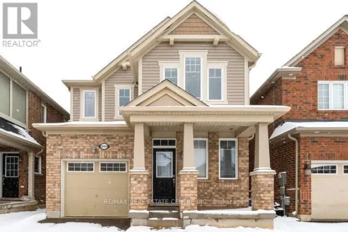 989 FARMSTEAD DRIVE, Milton