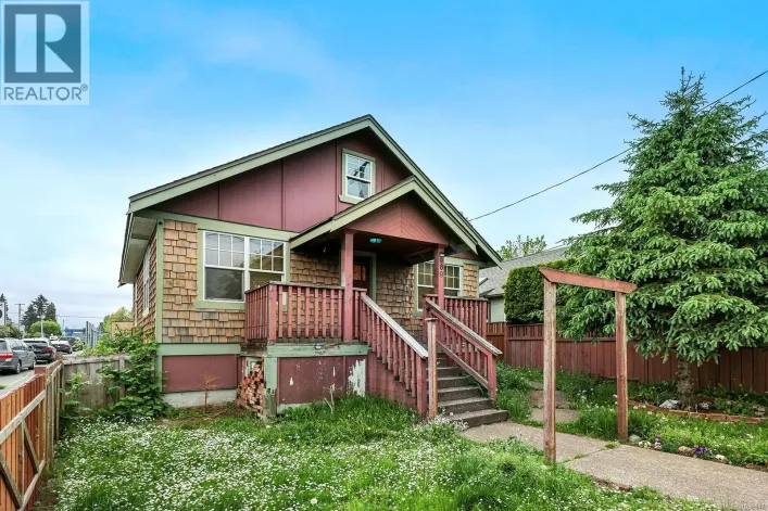989 Fitzgerald Ave, Courtenay