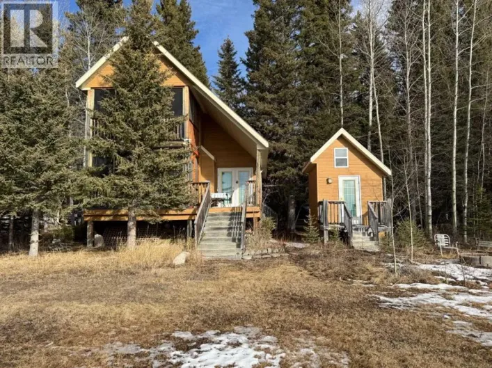 99, 5227 Township Road 320, Rural Mountain View County