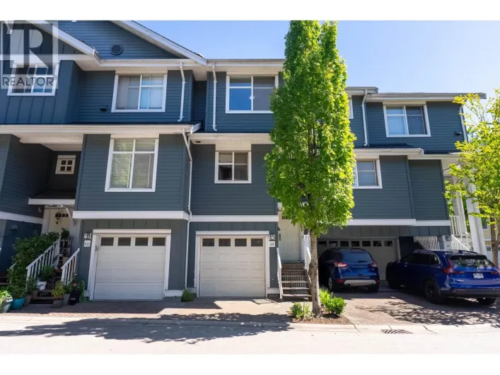 99 935 EWEN AVENUE, New Westminster