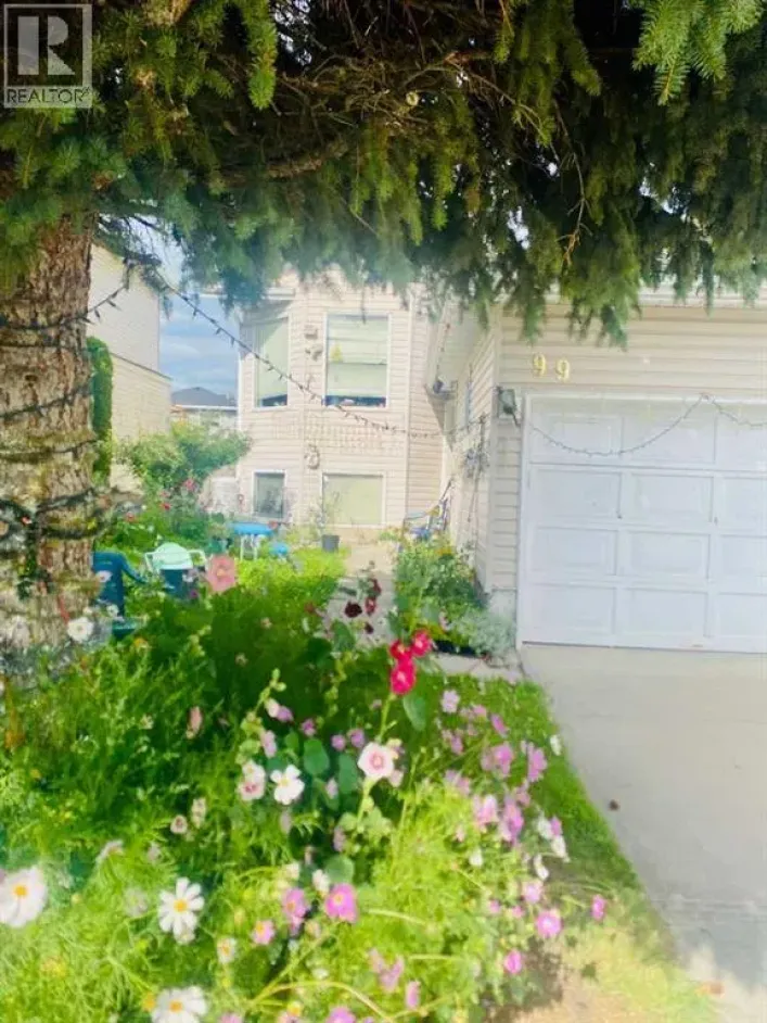 99 Applegrove Crescent SE, Calgary