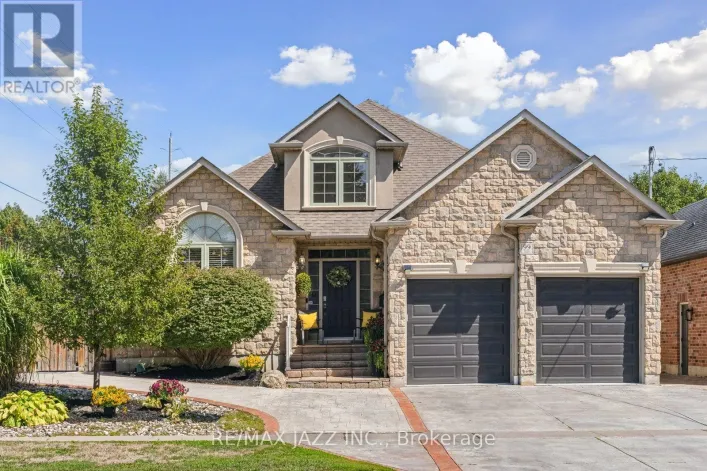 99 BELL DRIVE, Whitby