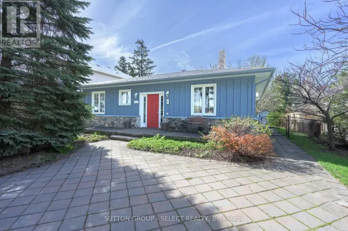 99 DUCHESS AVENUE, Lucan Biddulph