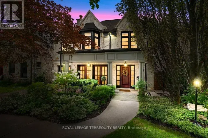 99 DUNEDIN DRIVE, Toronto