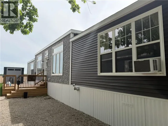 99 FOURTH CONCESSION Road Unit# 617, Burford