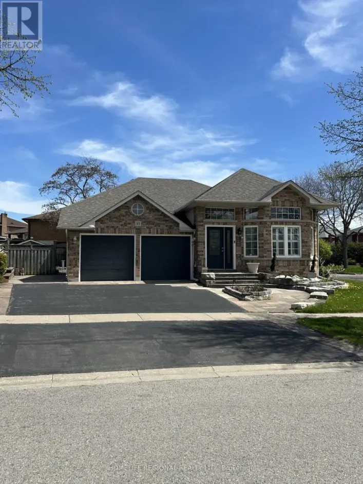 99 GOODMAN DRIVE, Oshawa