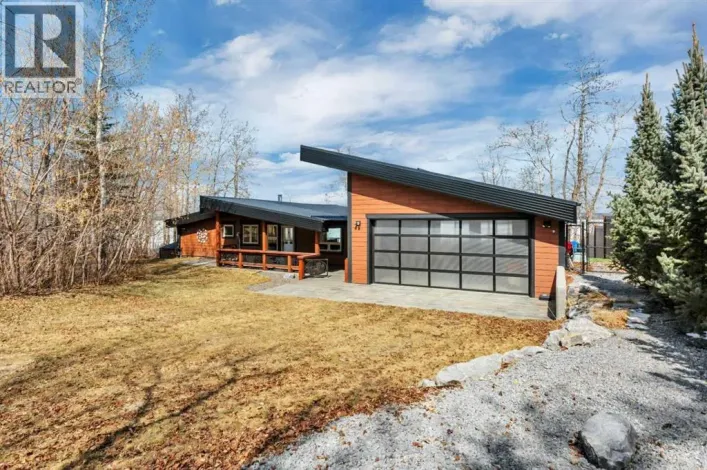99 Grand Avenue, Norglenwold