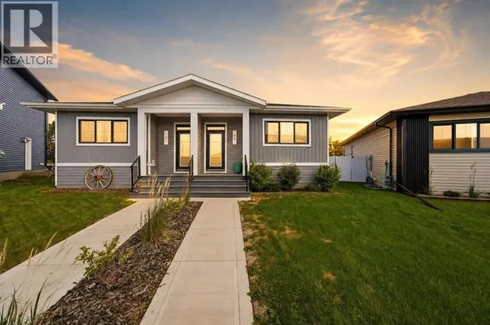 99 Gray Close, Sylvan Lake