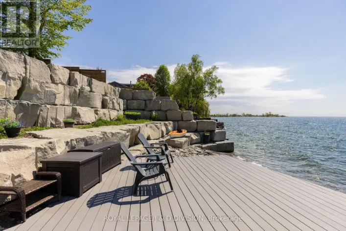 99 LAKE PROMENADE, Toronto