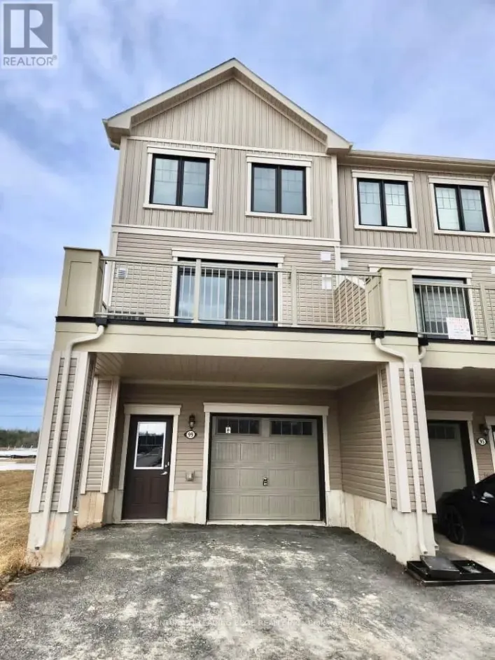 99 MELODY LANE, Thorold