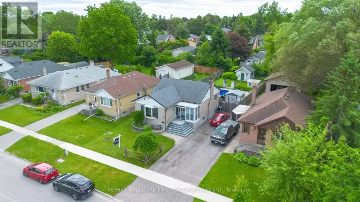 99 PONTIAC AVENUE, Oshawa