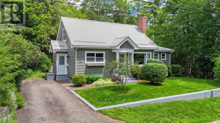 99 WALNUT Street, Bridgewater