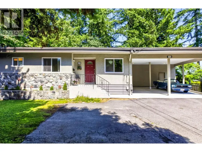 House for sale: 990 JARVIS STREET, Coquitlam
