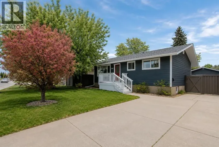 9905 92 Avenue, Grande Prairie