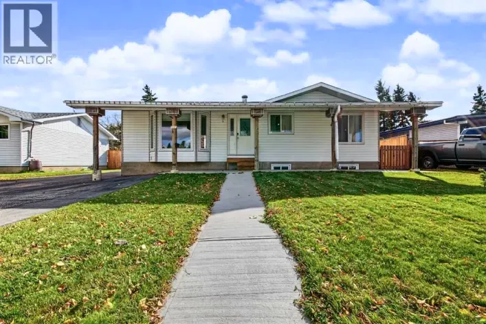 9907 85 Avenue, Grande Prairie