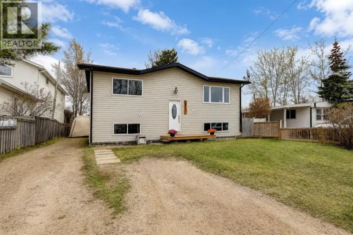 9911 104 Avenue, Clairmont