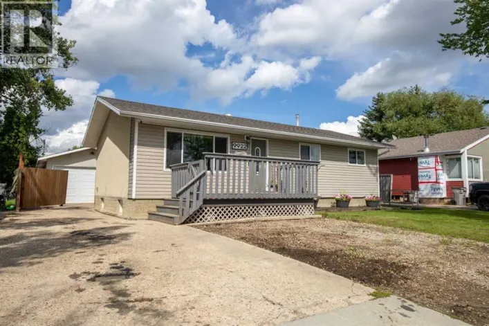 9922 83 Avenue, Grande Prairie