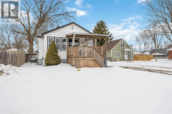 993 MURPHY ROAD, Sarnia