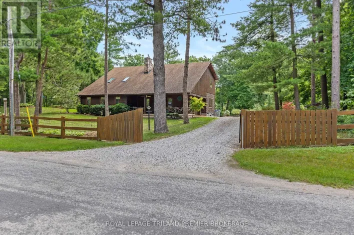 9936 ONTARIO STREET, Lambton Shores